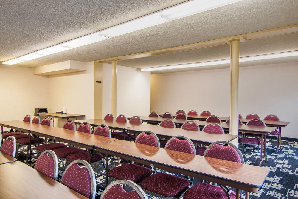 Quality Inn Tigard Portland Southwest Eksteriør billede