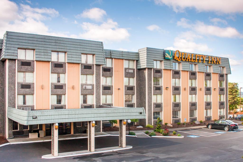 Quality Inn Tigard Portland Southwest Eksteriør billede